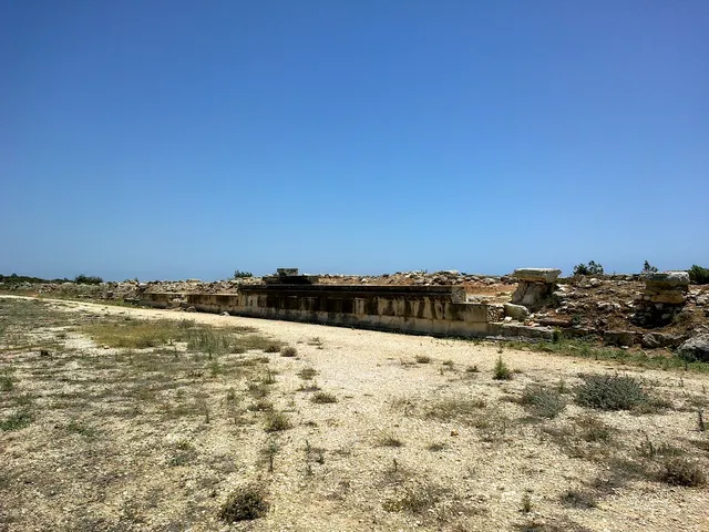 Apollo Hylates Nature Trail