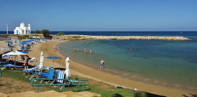 Louma Beach