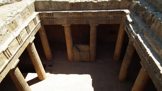 Tomb 5