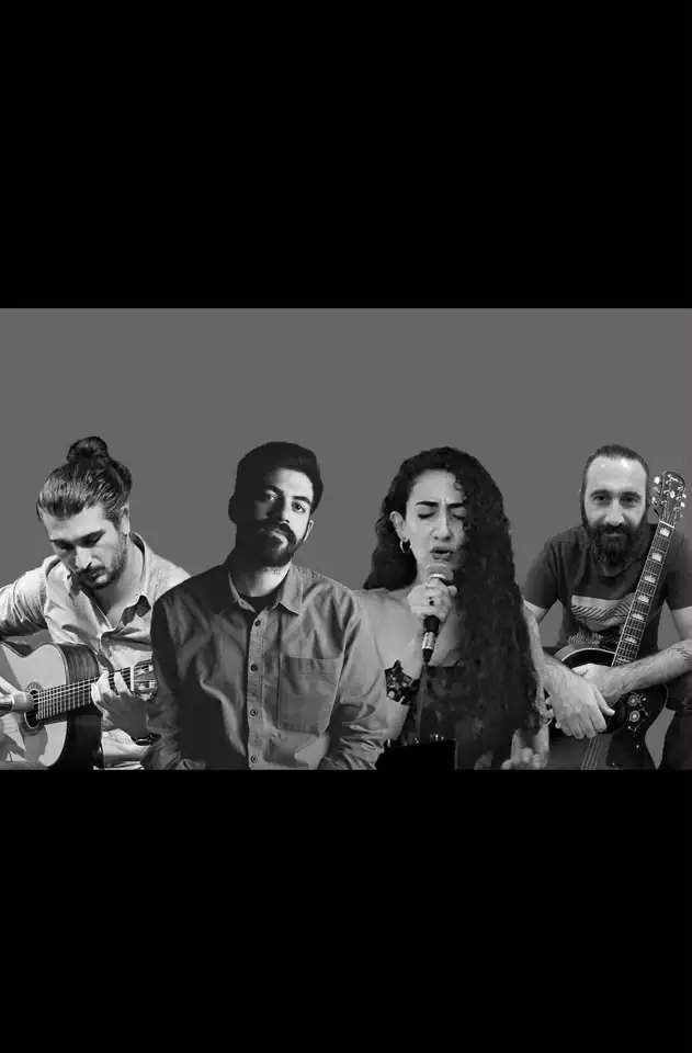 Αγαπημένα Έντεχνα και Λαϊκά Τραγούδια