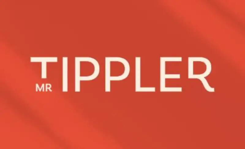 Andy Von Emmanouel at Mr. Tippler