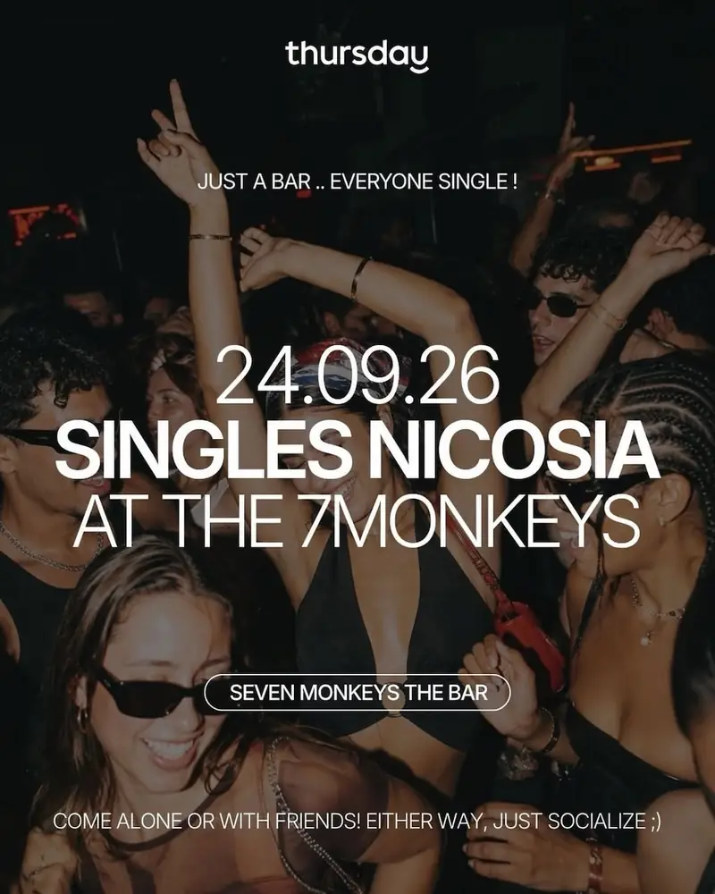 Seven Monkeys, The Bar