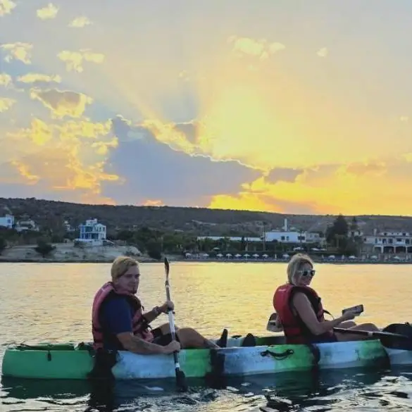 Sunset Sea Kayaking at Governor’s Beach – August 22