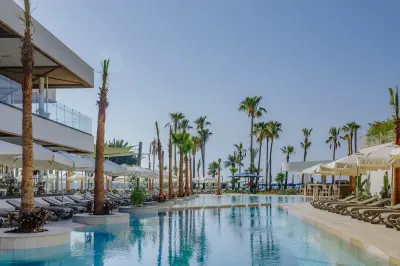 Lordos Beach Hotel & Spa